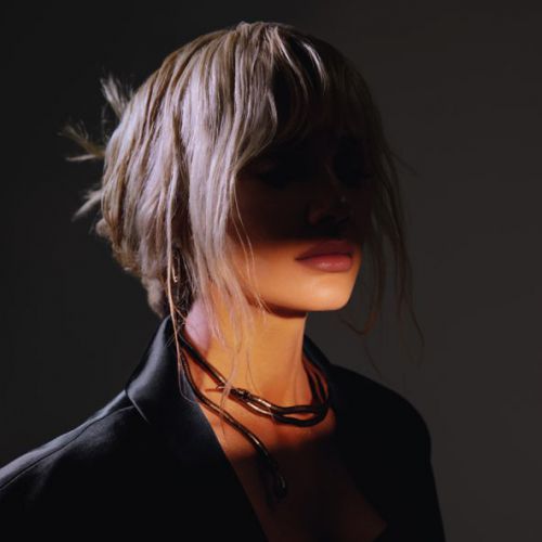Песня Misha Romanova - Зима