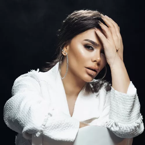 Песня Aysun İsmayılova - Men Deyilem Mi (feat. Dahin Malik)