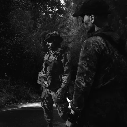 Песня Pivovarov Prod - 100 Років (feat. Ptashkin & Mlb)